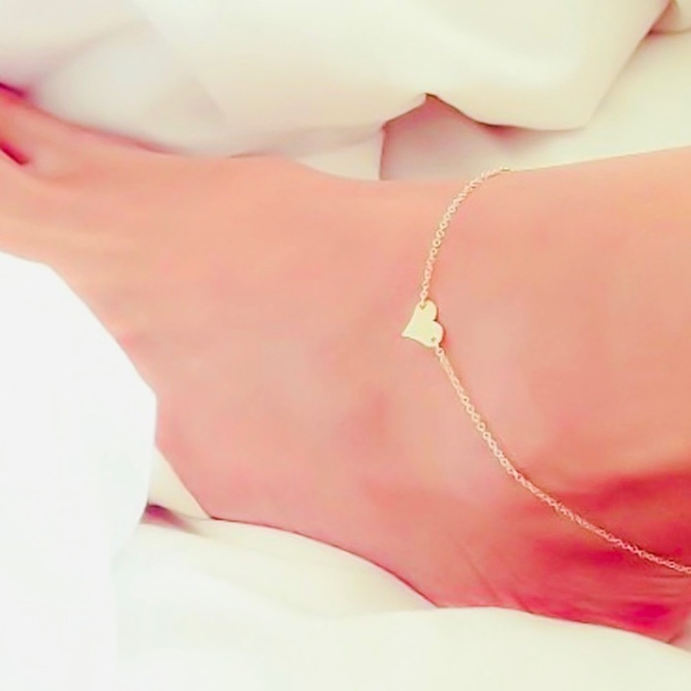 Cute 💛 Ankle Bracelet - Picture 2 of 7